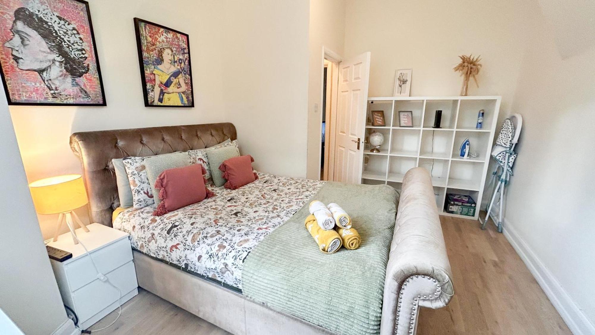 1-Bedroom Flat With Small Garden & Paid Parking In Finsbury Park, Highbury Лондон Экстерьер фото